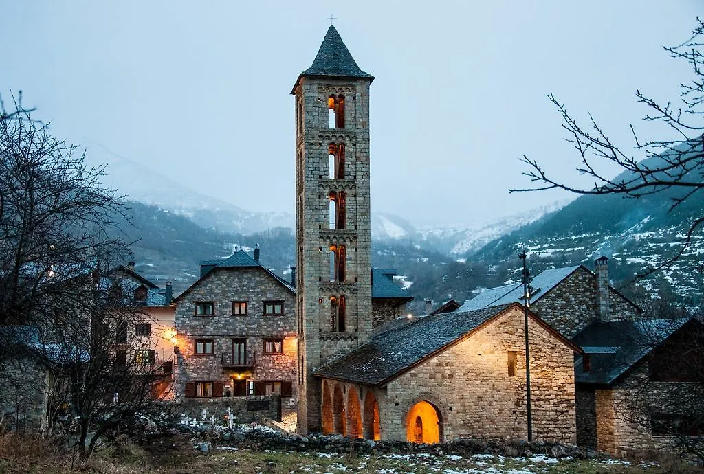 Sisquet Apartaments Erillavall Appartamento