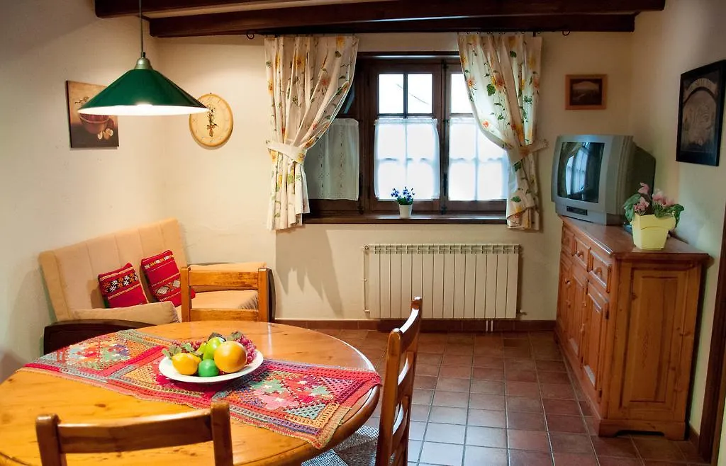Sisquet Apartaments Erillavall