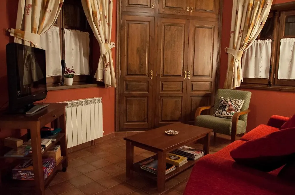 Sisquet Apartaments Erill la Vall 0*,