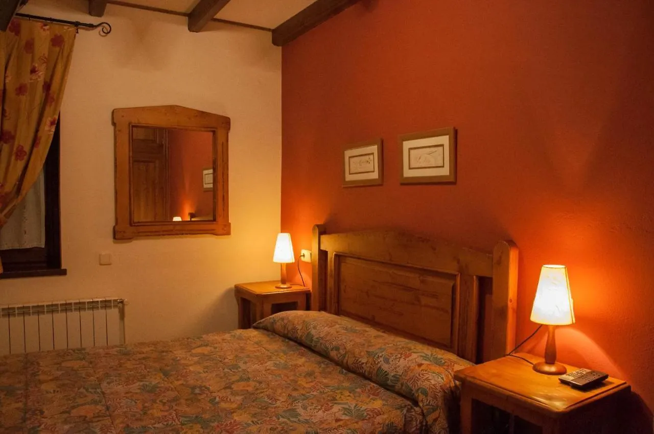 Sisquet Apartaments Erill la Vall Apartamento